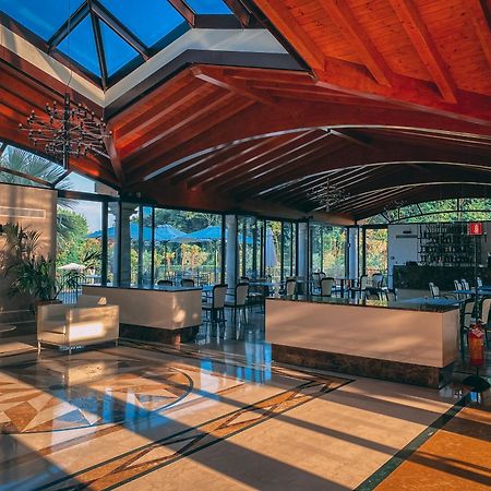Monastero Resort & Spa ソイアーノ・デル・ラーゴ エクステリア 写真