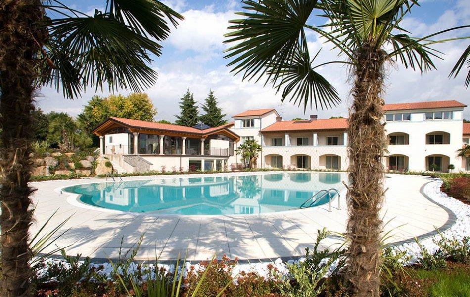 Monastero Resort & Spa ソイアーノ・デル・ラーゴ エクステリア 写真