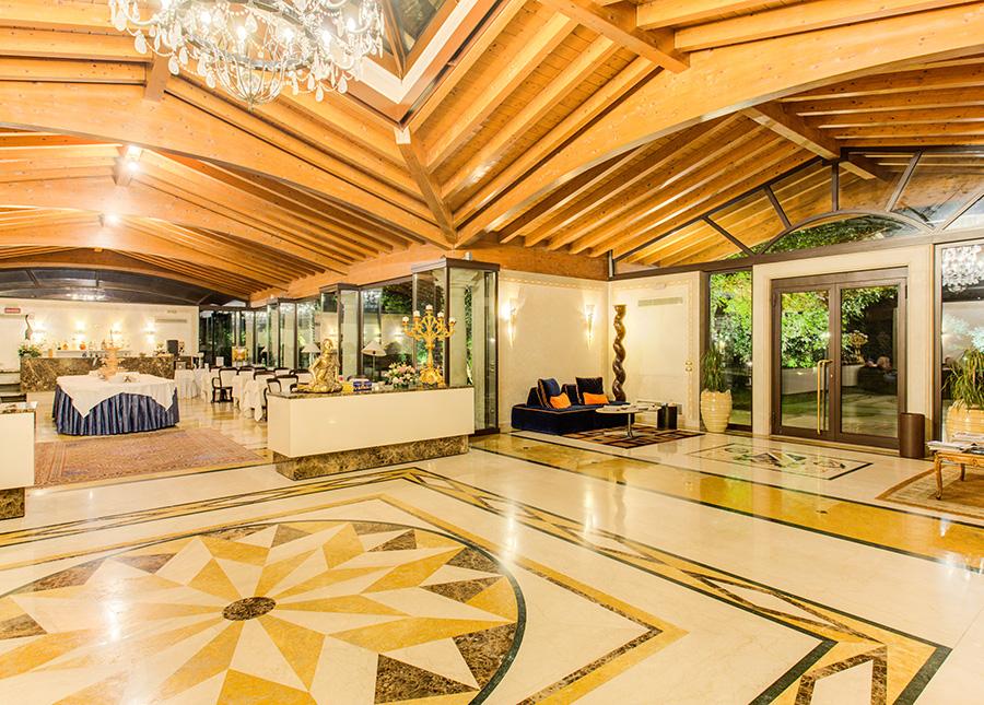 Monastero Resort & Spa ソイアーノ・デル・ラーゴ エクステリア 写真